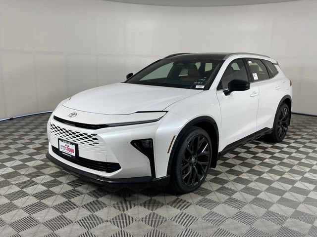 New 2026 Toyota Crown Signia AWD/4WD image 1