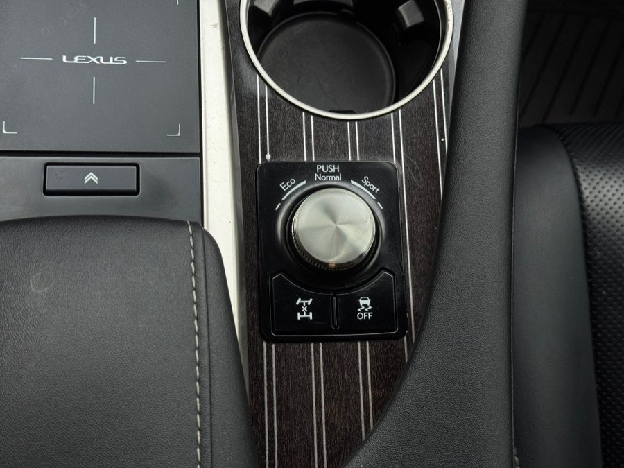 Used 2021 Lexus RX 350L AWD w/ Luxury Package image 59