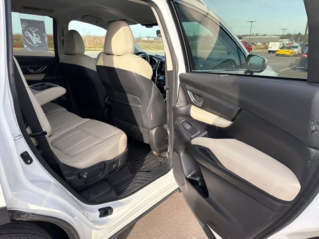 Used 2022 Subaru Ascent Limited image 32