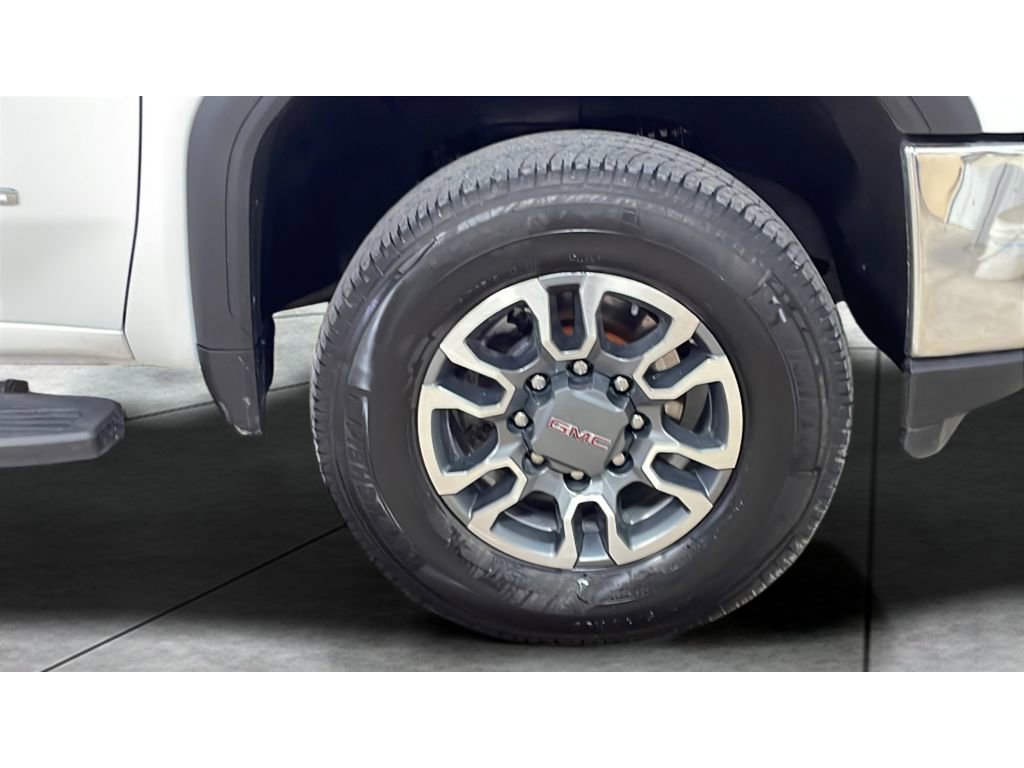 Used 2023 GMC Sierra 3500 SLT w/ SLT Convenience Package AWD/4WD image 18