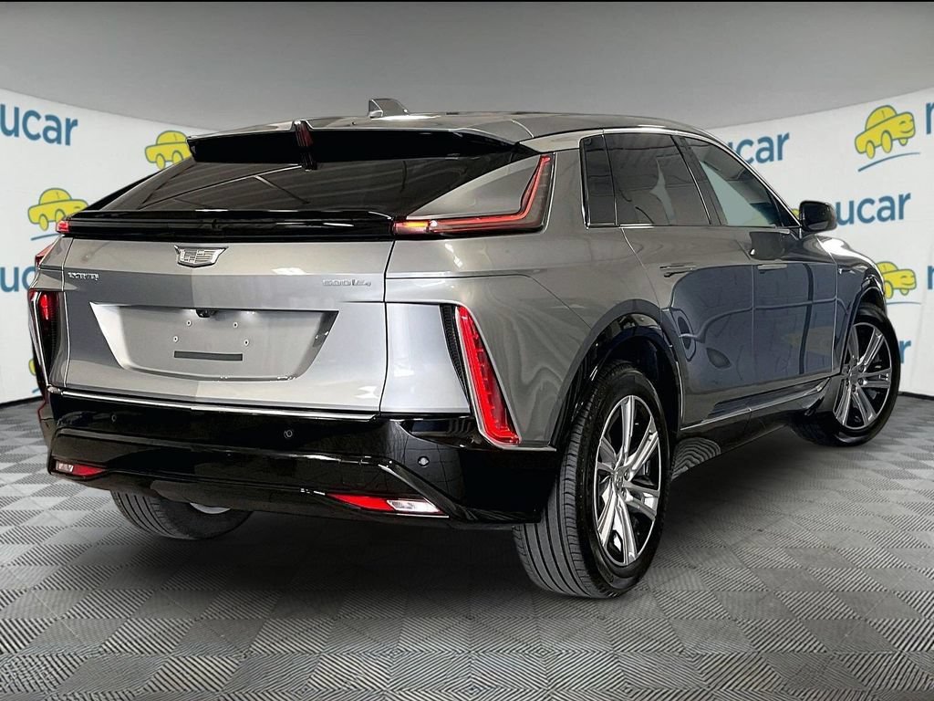 Used 2024 Cadillac Lyriq Tech w/ Driver Assist Package AWD/4WD image 6