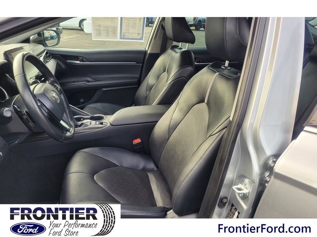 Used 2023 Toyota Camry XSE image 10