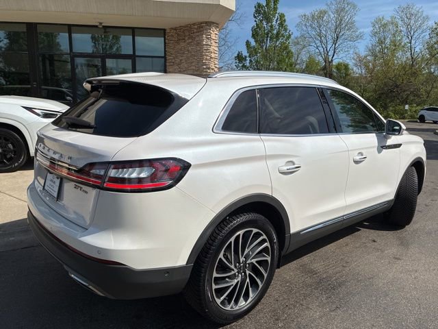 Used 2019 Lincoln Nautilus Reserve image 3