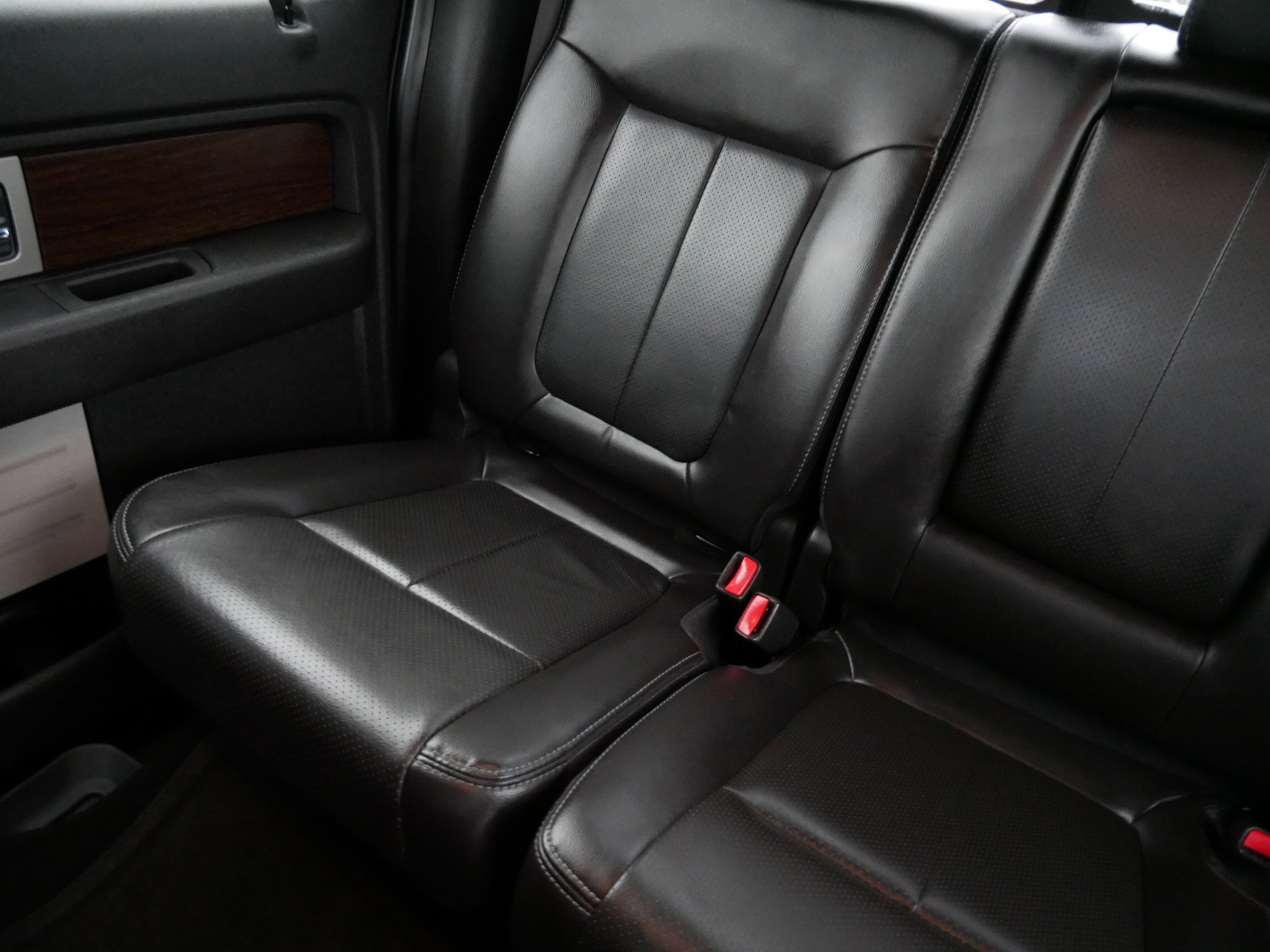 Used 2013 Ford F150 Lariat w/ Luxury Equipment Group image 12