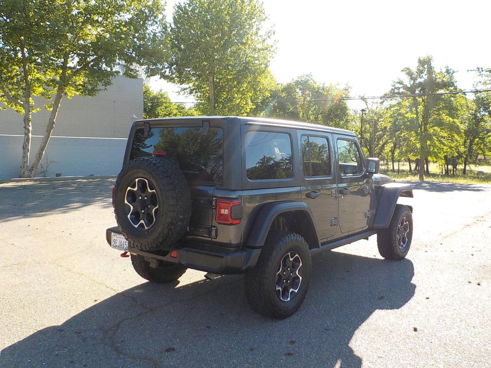 Used 2023 Jeep Wrangler Unlimited Rubicon w/ LED Lighting Group image 3