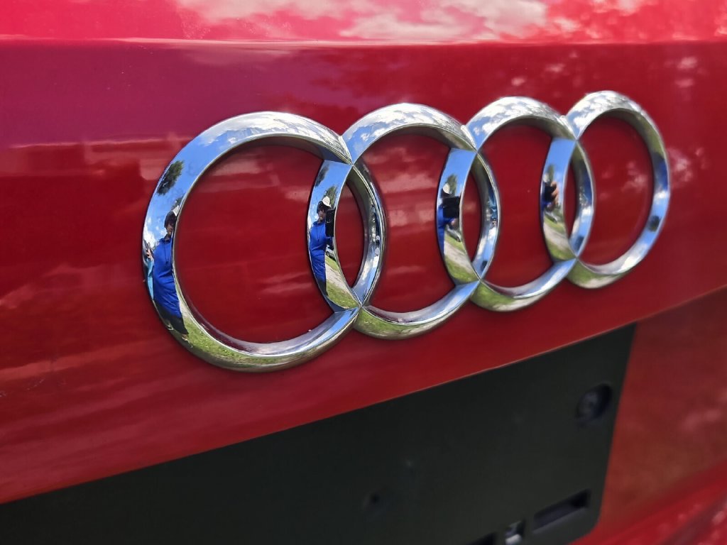 Used 2023 Audi Q3 2.0T Premium w/ 19" Wheel Package AWD/4WD image 10