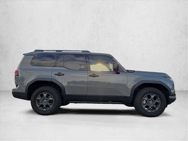 Used 2024 Lexus GX 550 AWD/4WD image 4