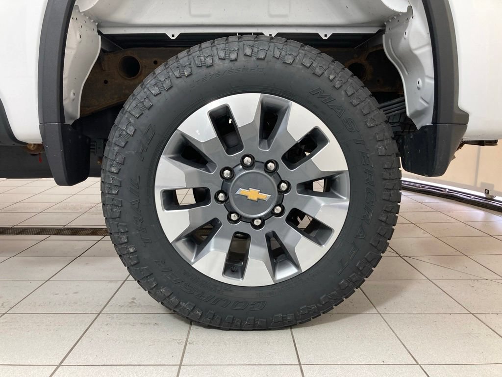 Used 2022 Chevrolet Silverado 2500 Custom w/ Custom Convenience Package AWD/4WD image 25