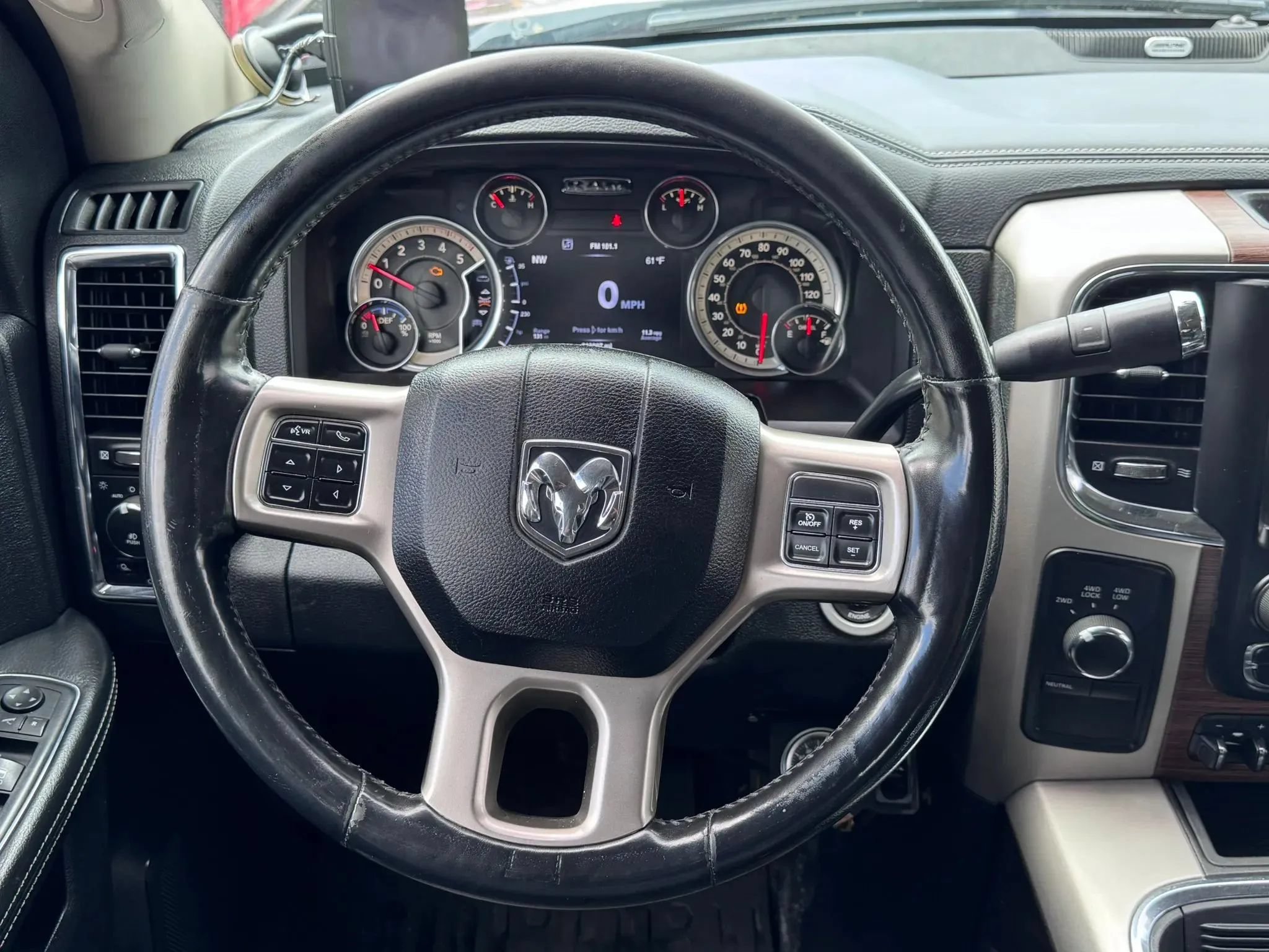Used 2016 RAM 2500 Laramie AWD/4WD image 16