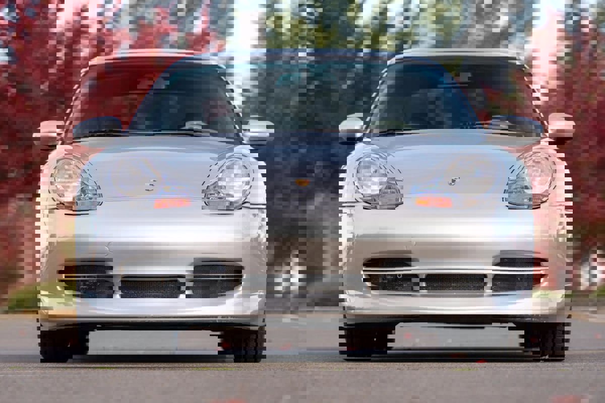 Used 1999 Porsche 911 GT3 RS image 13