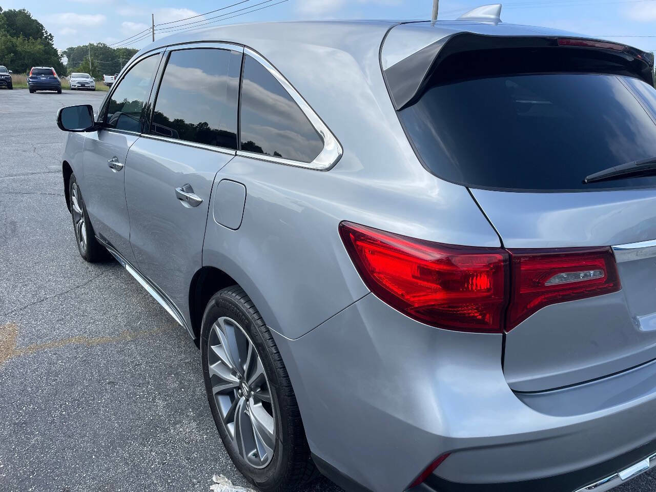 Used 2017 Acura MDX SH-AWD w/ Technology Package image 6
