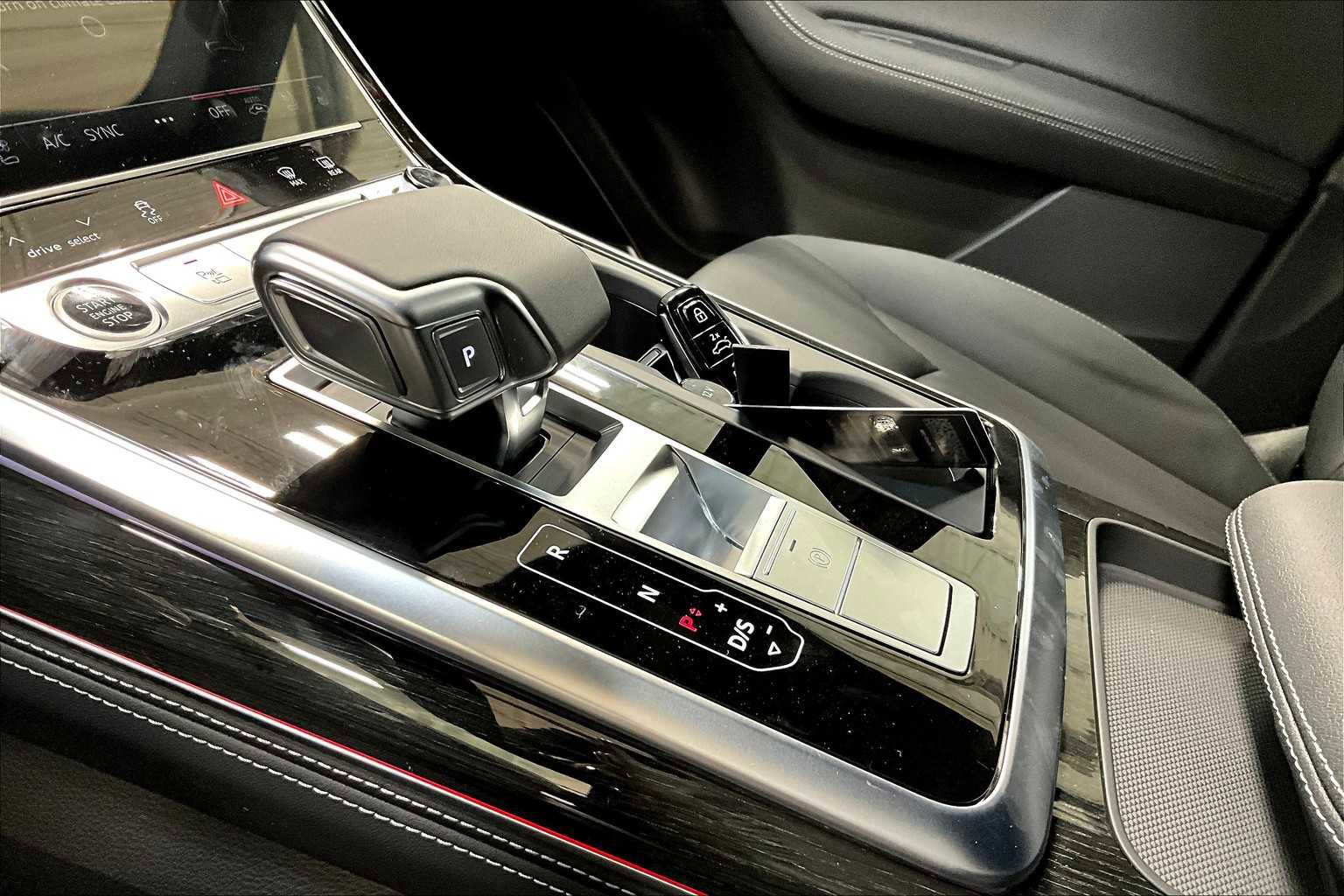 New 2026 Audi Q8 Premium Plus image 7