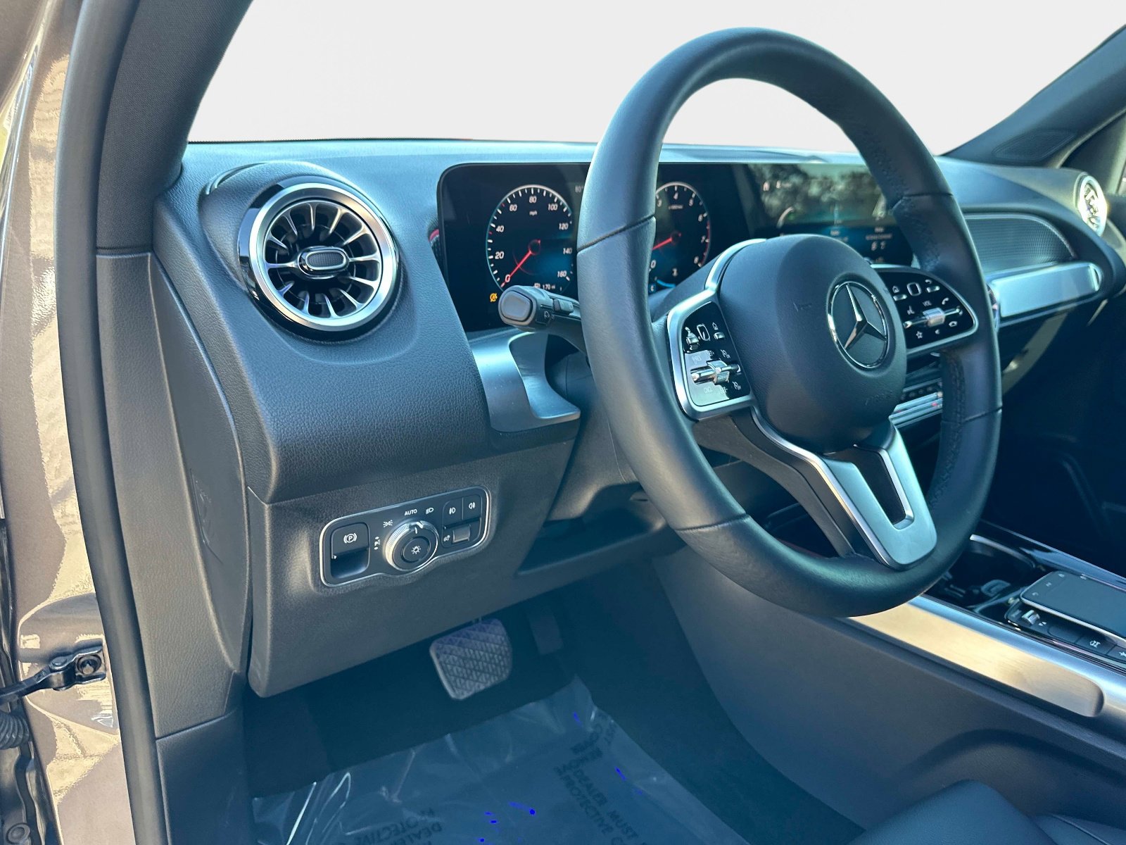 Certified 2022 Mercedes-Benz GLB 250 image 19