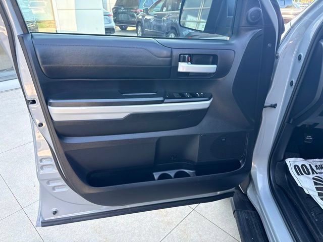 Used 2020 Toyota Tundra Limited w/ Limited Premium Package AWD/4WD image 13