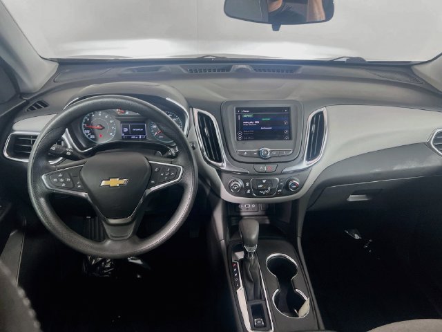 Used 2024 Chevrolet Equinox LS w/ Driver Confidence II Package FWD image 17