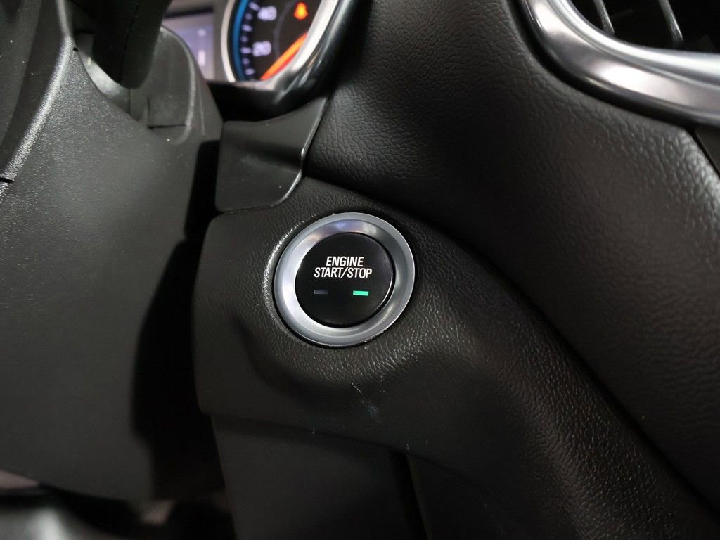 Used 2023 Chevrolet Equinox LT image 38