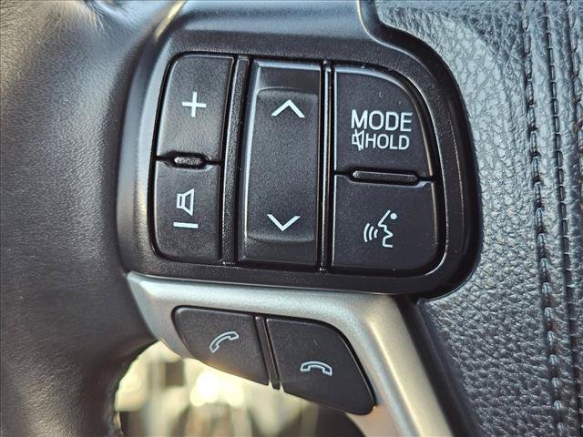 Used 2019 Toyota Highlander SE AWD/4WD image 24