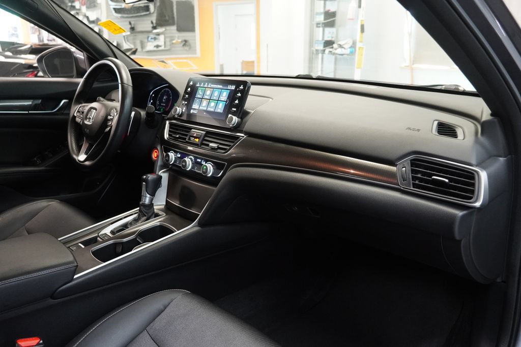 Used 2018 Honda Accord Sport image 35