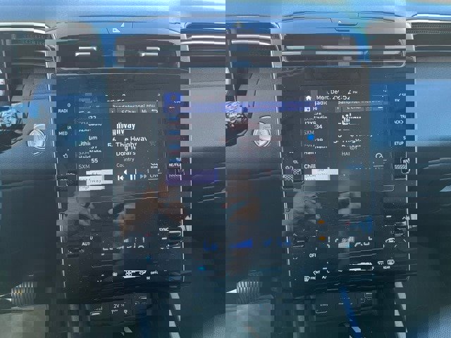 Used 2023 Hyundai Tucson SEL w/ Convenience Package image 7