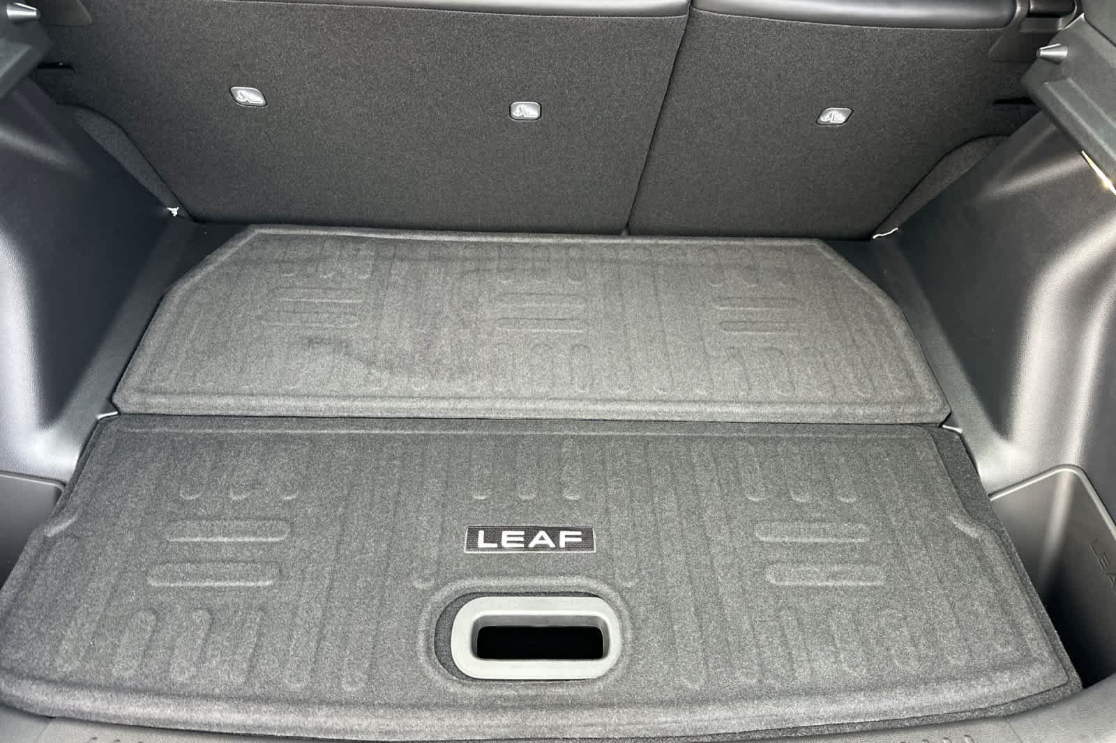 New 2026 Nissan Leaf Platinum+ FWD image 15