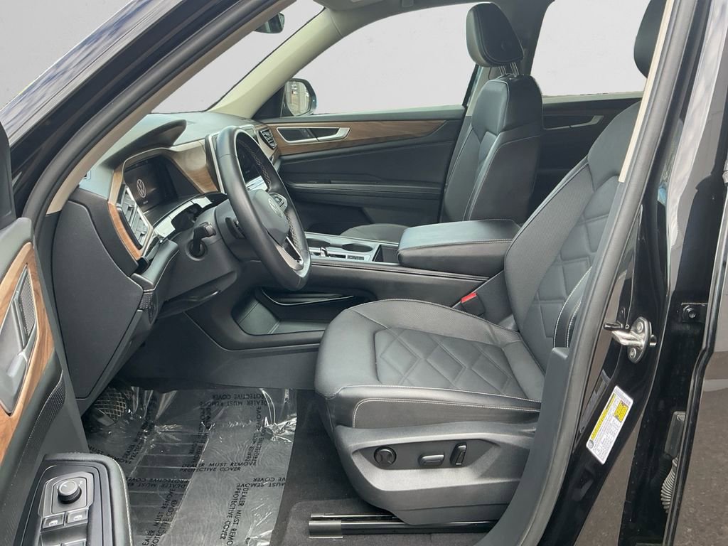 Used 2024 Volkswagen Atlas SE image 9