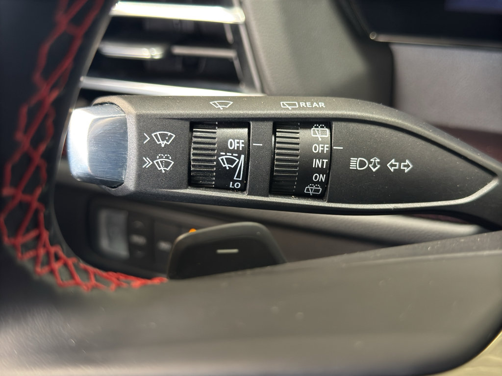 Used 2026 Chevrolet Traverse RS AWD/4WD image 26