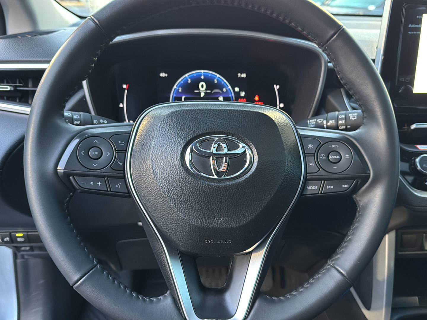 Certified 2025 Toyota Corolla Cross XLE image 17