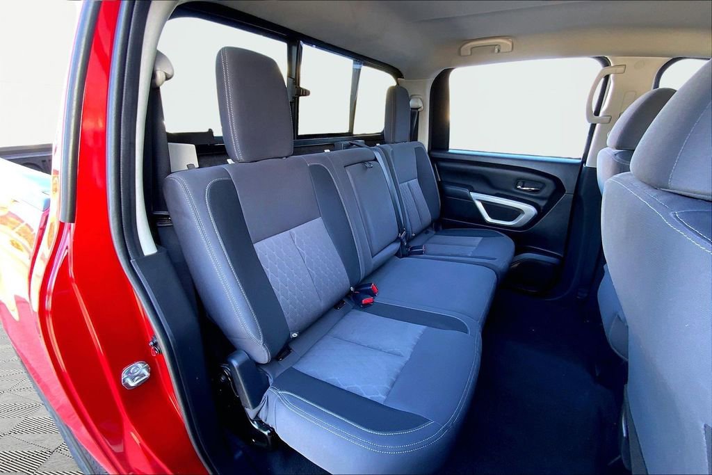 Used 2024 Nissan Titan SV w/ Accessory Utility Package image 17