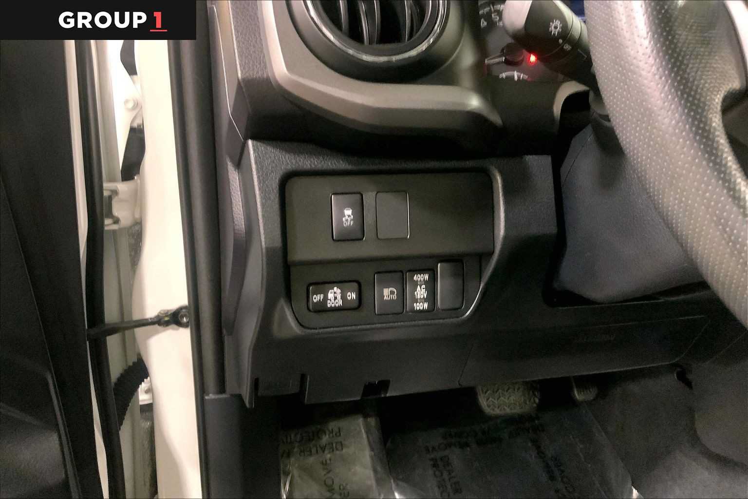 Used 2020 Toyota Tacoma TRD Off-Road w/ Technology Package AWD/4WD image 69