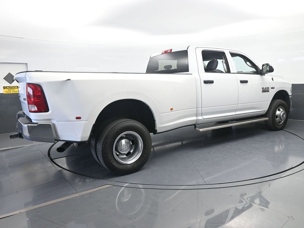 Used 2018 RAM 3500 Tradesman w/ Chrome Appearance Group image 6
