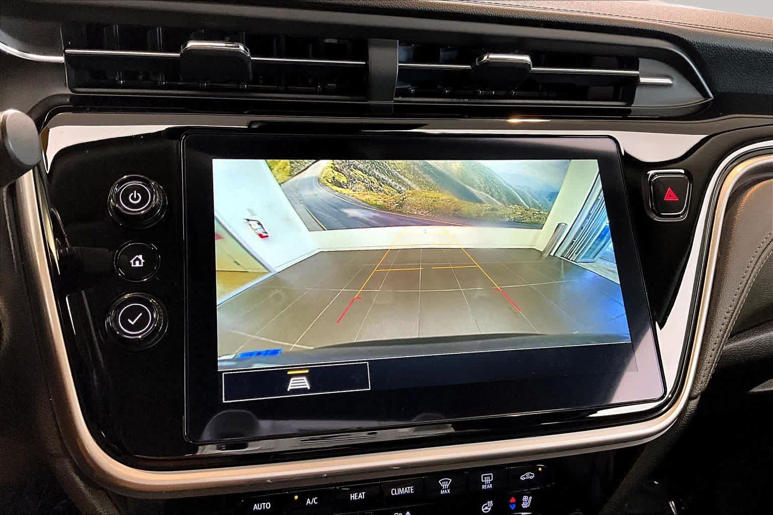 Used 2022 Chevrolet Bolt EUV LT w/ Convenience Package FWD image 26