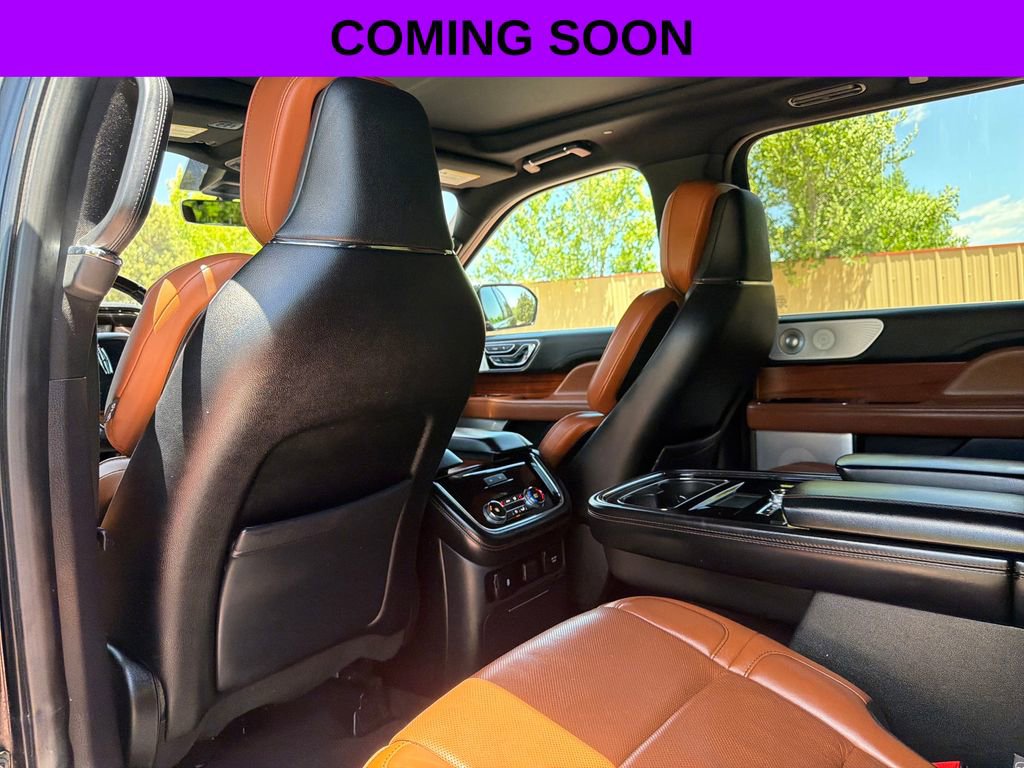 Used 2018 Lincoln Navigator Reserve w/ Technology Package AWD/4WD image 24