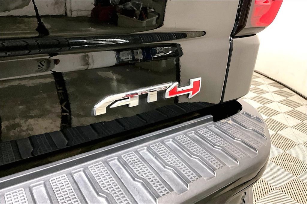 Used 2022 GMC Sierra 1500 AT4 w/ AT4 Premium Package image 14