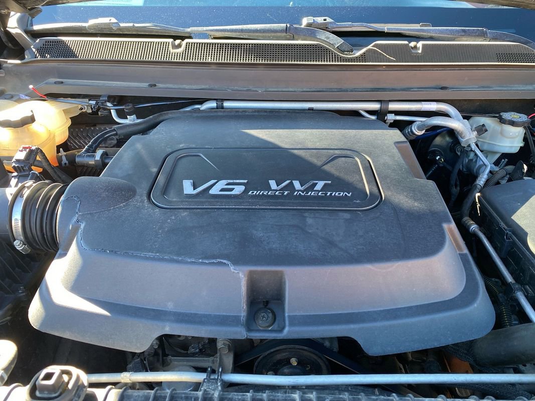 Used 2015 Chevrolet Colorado LT w/ LT Convenience Package image 21