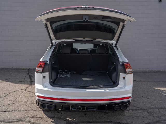 New 2026 Volkswagen Atlas Cross Sport SEL R-Line image 6