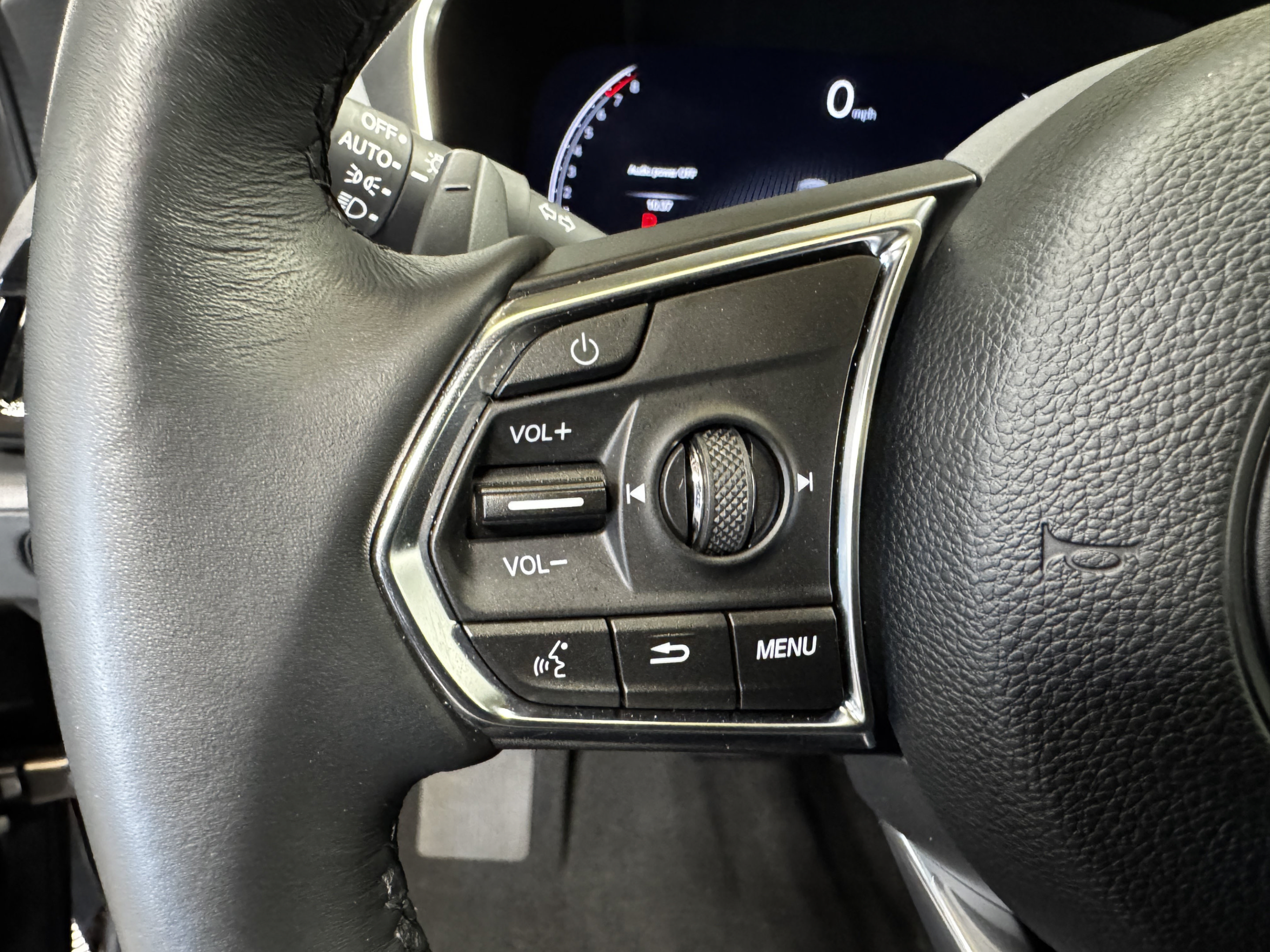 Certified 2026 Acura MDX FWD image 18