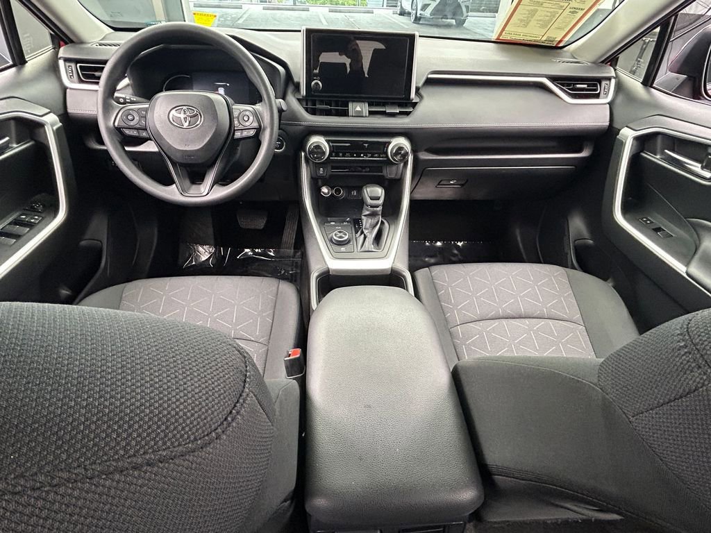 Used 2025 Toyota RAV4 XLE image 36