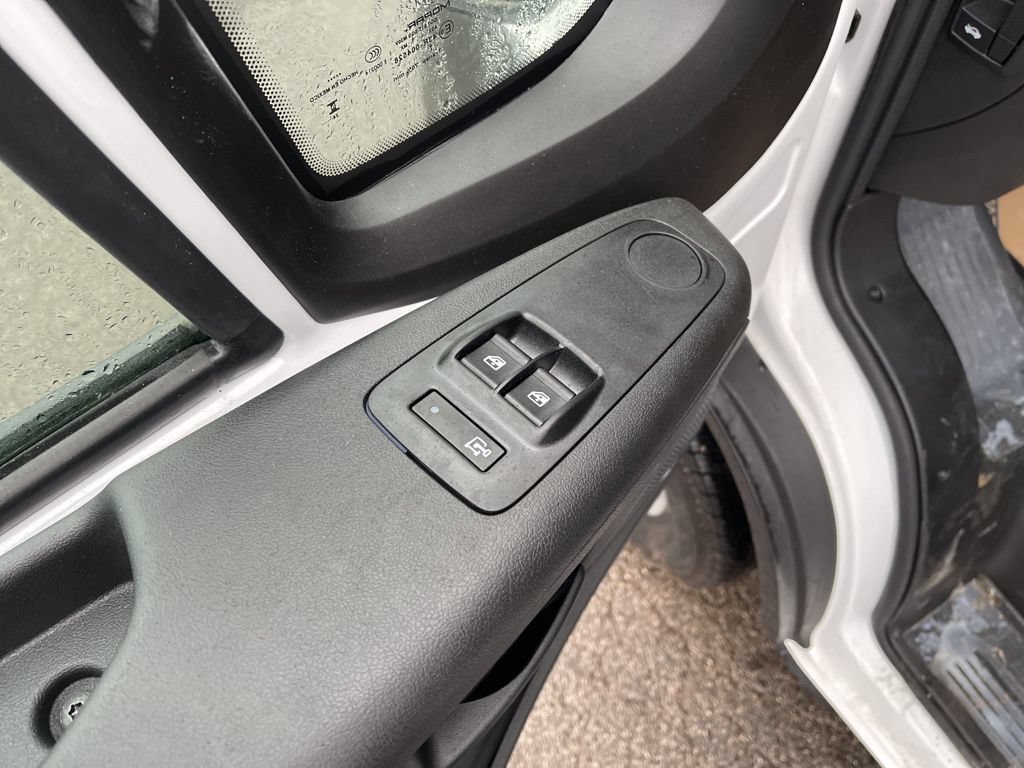 New 2025 RAM ProMaster 3500 w/ Premium Convenience Group FWD image 11