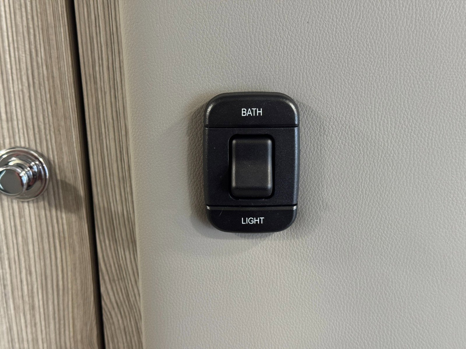 Used 2023 Mercedes-Benz Sprinter 3500 w/ Parking Package image 57