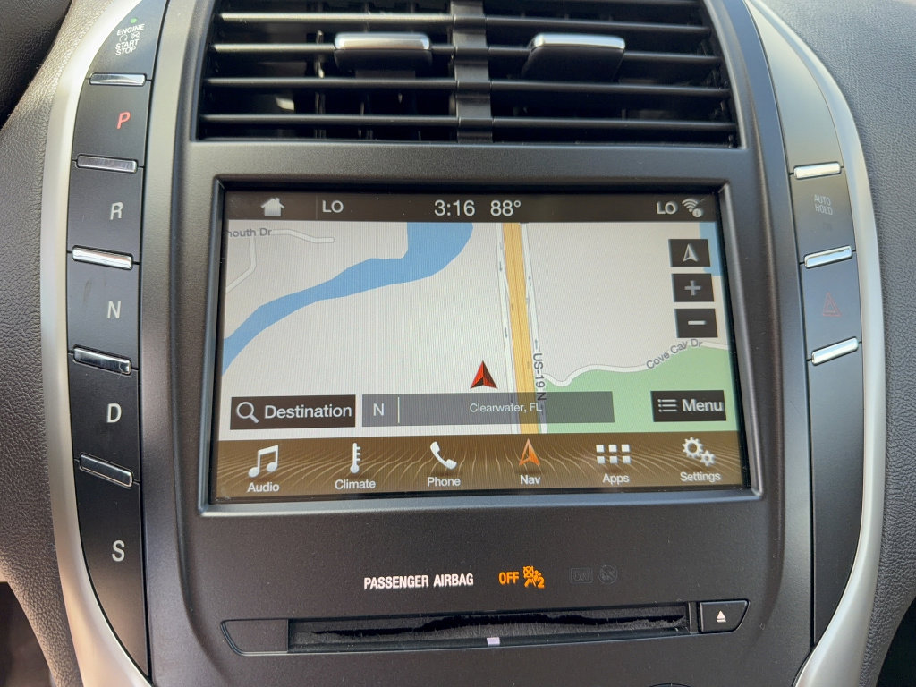 Used 2019 Lincoln MKC Select w/ Select Plus Package image 19