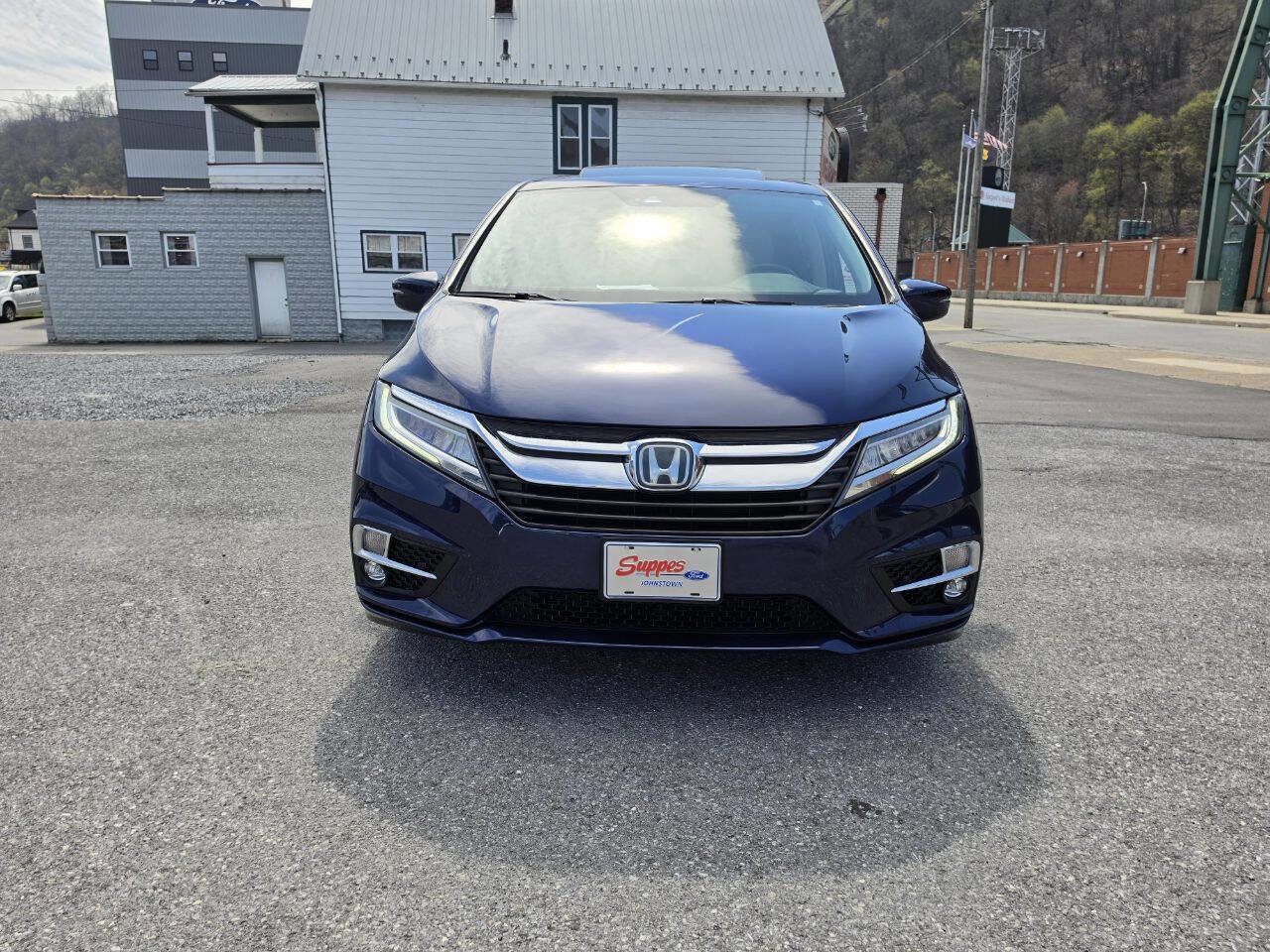 Used 2019 Honda Odyssey Elite image 3