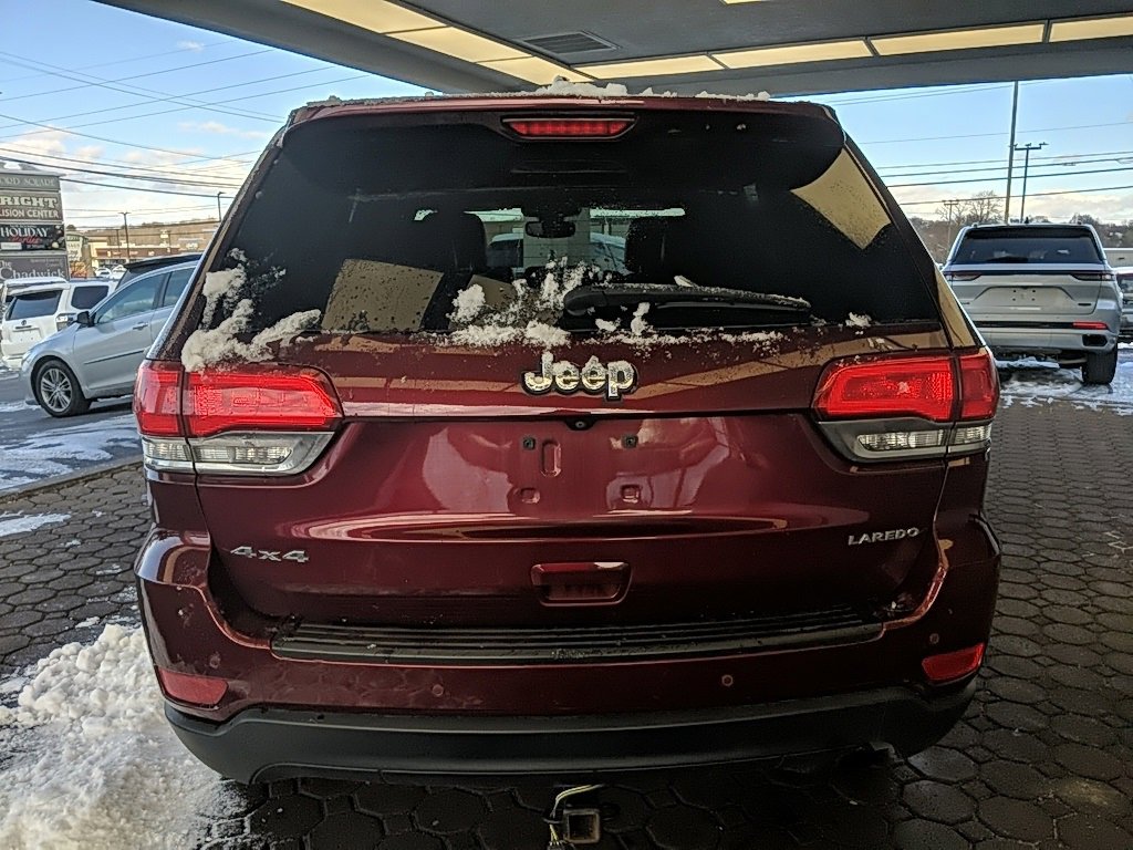 Used 2018 Jeep Grand Cherokee Laredo image 6