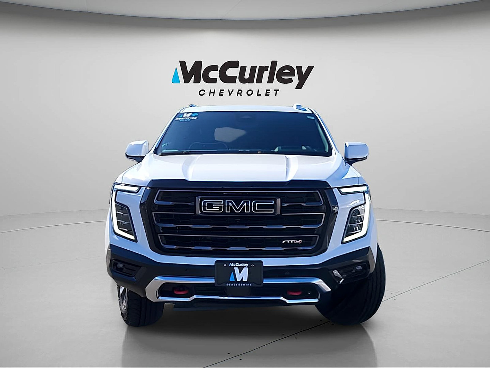 Used 2025 GMC Yukon XL AT4 Ultimate AWD/4WD image 2