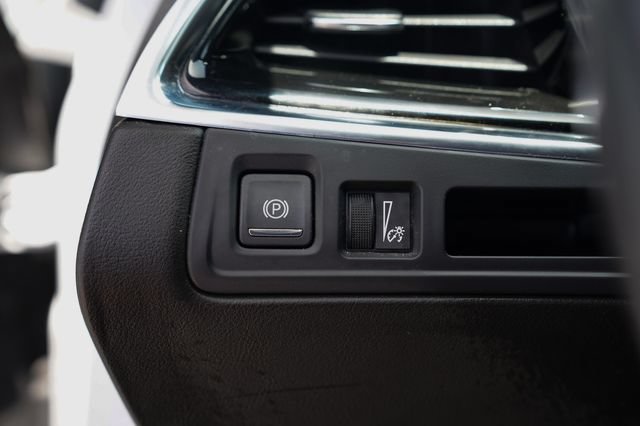 Used 2023 Cadillac XT6 Luxury FWD image 43