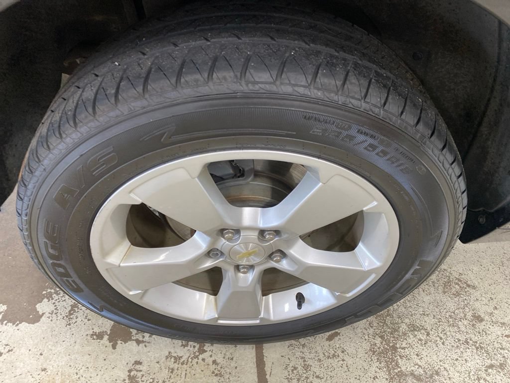 Used 2015 Chevrolet Captiva Sport LT FWD image 9