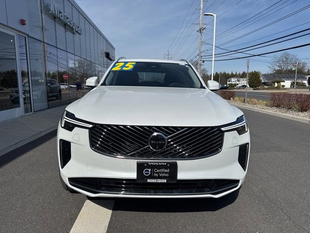 Certified 2025 Volvo XC90 B5 Plus image 7
