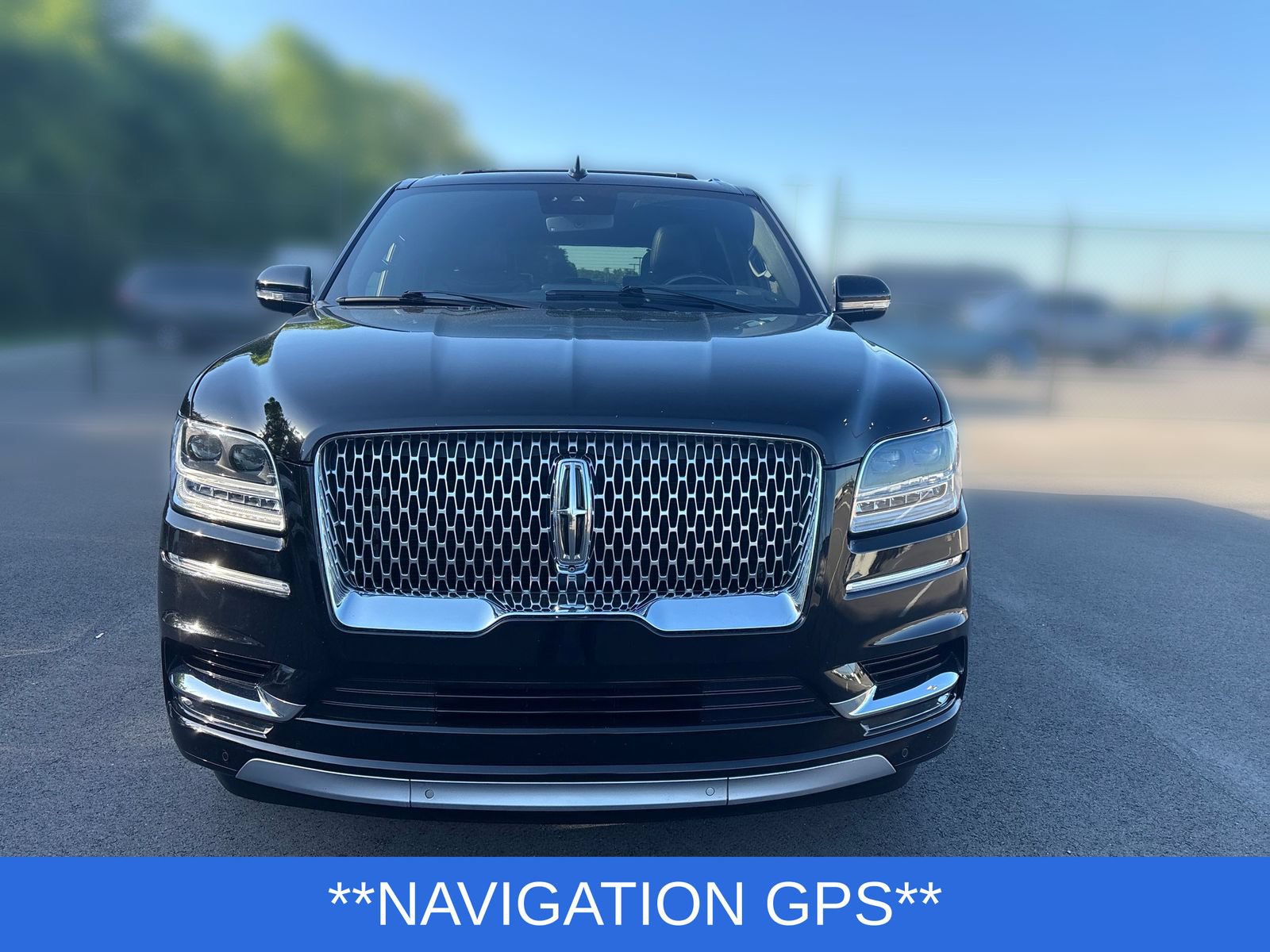 Certified 2021 Lincoln Navigator Reserve w/ Luxury Package AWD/4WD image 10