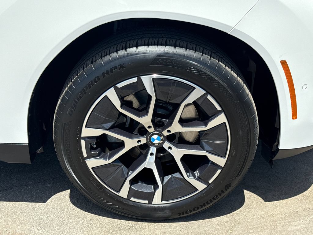 Used 2025 BMW X3 xDrive30i w/ Convenience Package AWD/4WD image 7