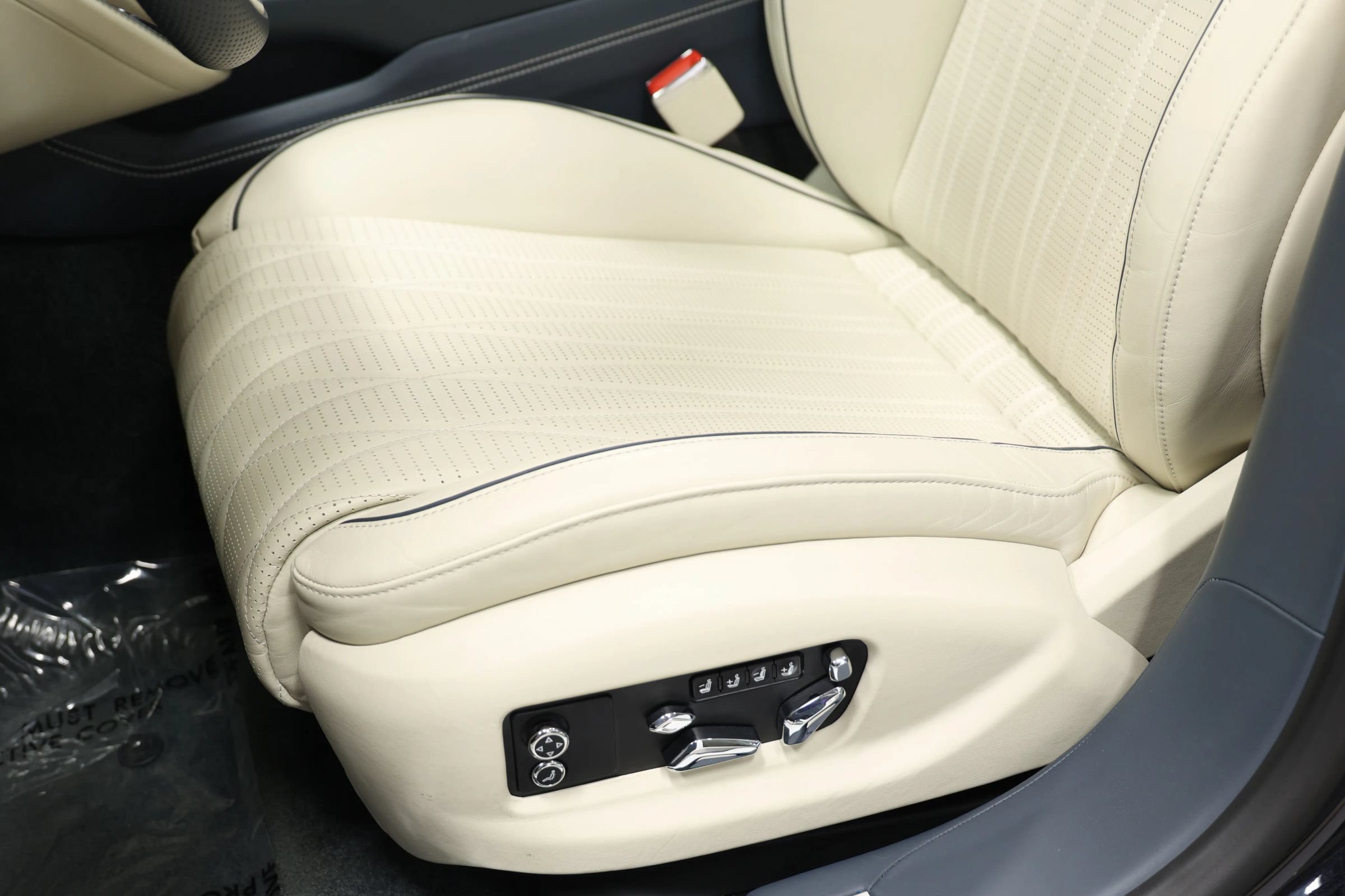 Used 2020 Bentley Flying Spur W12 w/ First Edition Specification AWD/4WD image 21