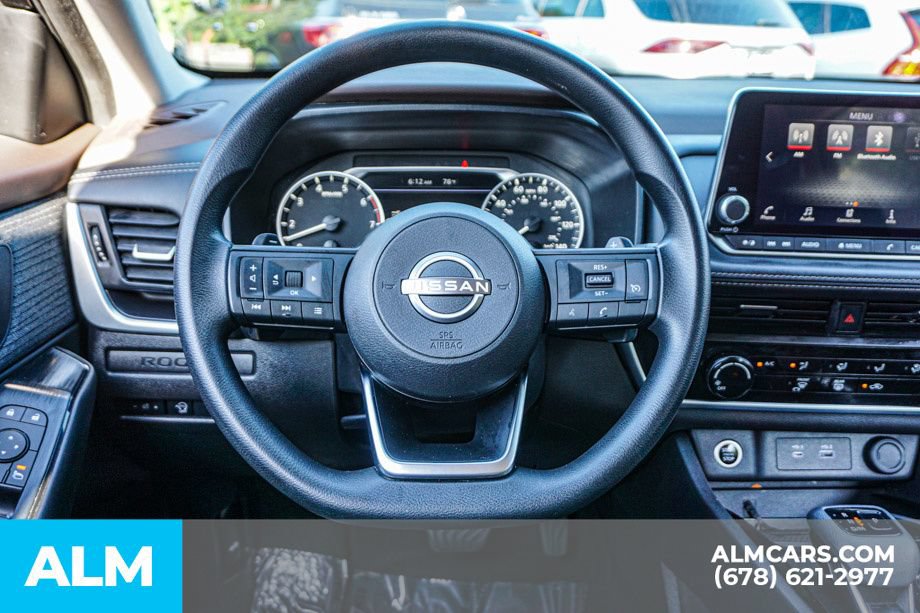 Used 2023 Nissan Rogue S FWD image 27